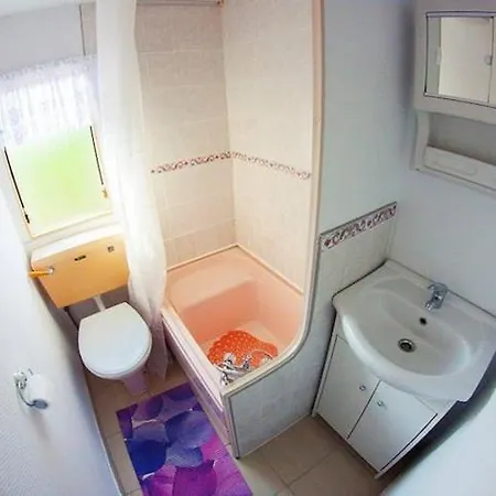 6-os W Campark Service 
